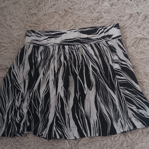 LIZ CLAIBORNE Black & White Elastic Waist, Pocket Skirt SZ XL - Picture 5 of 5
